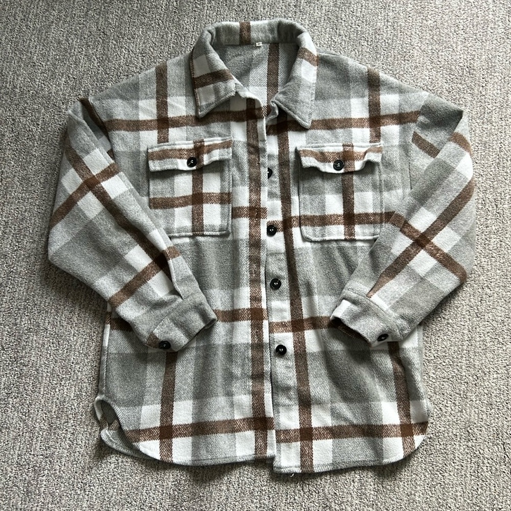 🥳 last chance Grey plaid shacket flannel